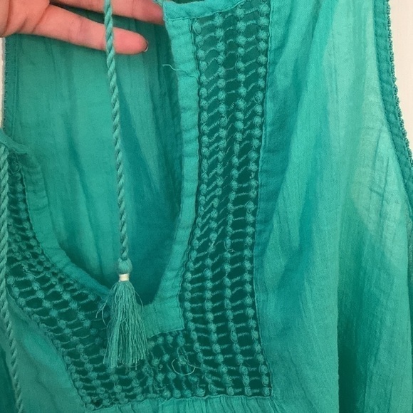 Used Hollister light weight tank top blouse size small - Picture 6 of 7